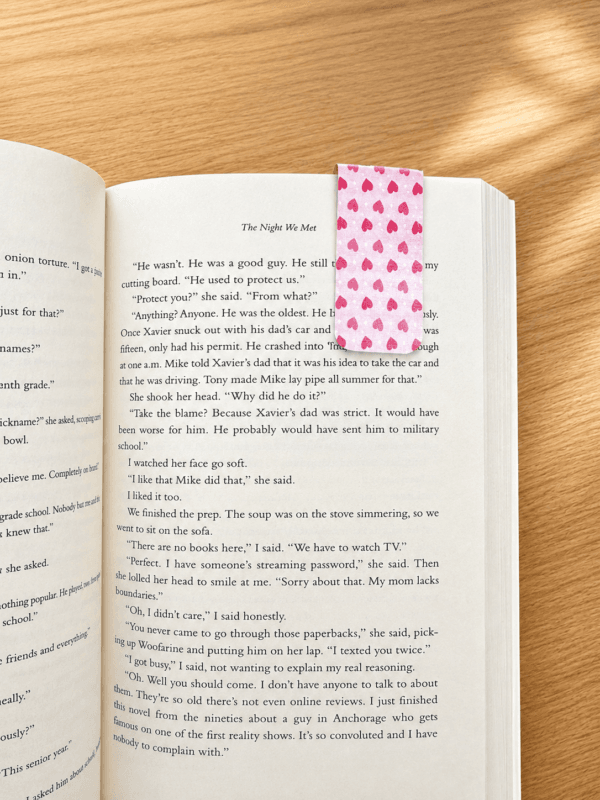 Pink Hearts Magnetic Bookmark